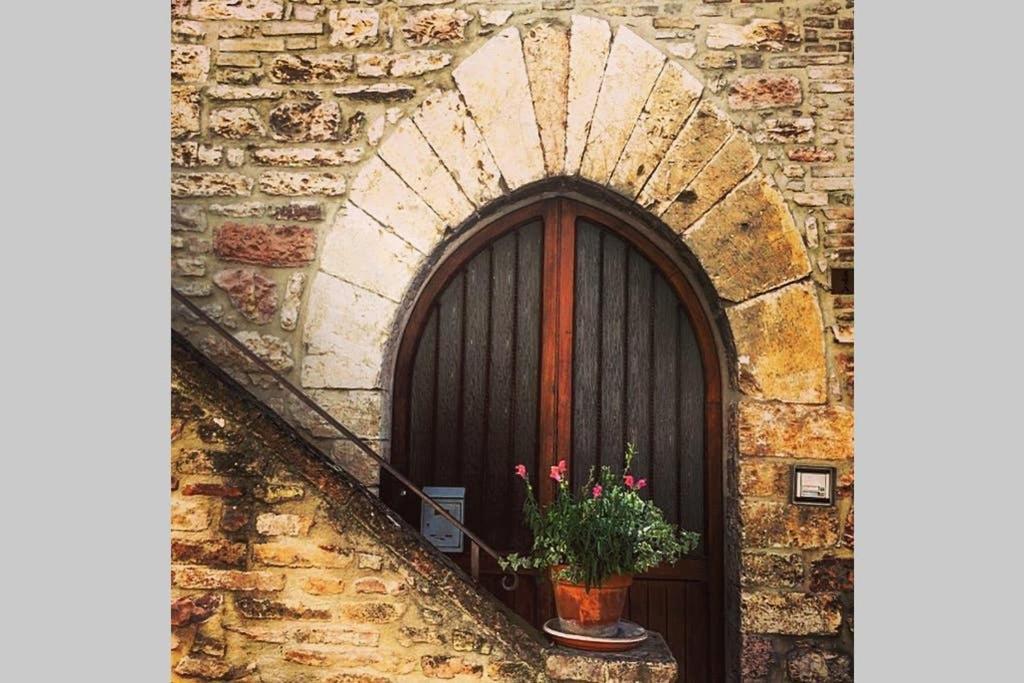 Assisi Anfiteatro Romano 외부 사진